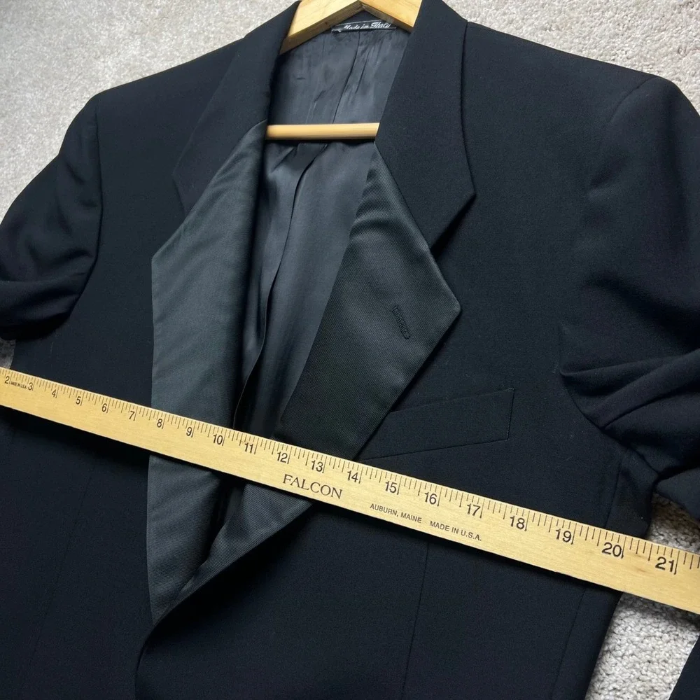 Vintage Mani‎ by Giorgio Armani Black Wool Tuxedo Jacket Satin Peak 40R Italy